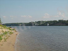 https://upload.wikimedia.org/wikipedia/commons/thumb/8/83/C0129-Kstovo-beach.jpg/220px-C0129-Kstovo-beach.jpg