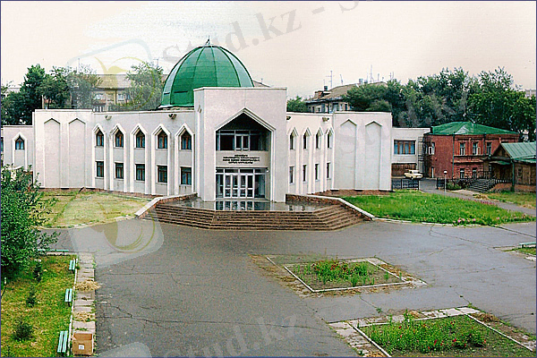 http://pushkinlibrary.kz/exhibitions/Bokey_kaz/images/muzei_abai.jpg
