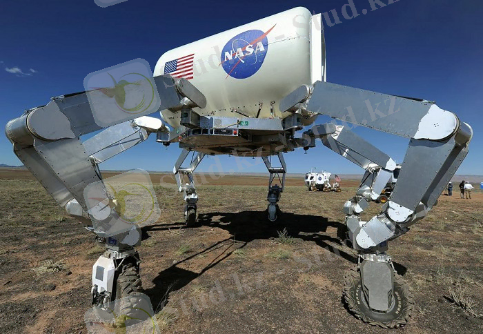 косморобот атлет