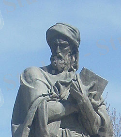http://upload.wikimedia.org/wikipedia/commons/thumb/b/b1/IbnSina-Dushanbe.jpg/250px-IbnSina-Dushanbe.jpg