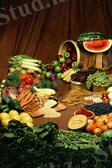 https://upload.wikimedia.org/wikipedia/commons/thumb/c/c5/Foods.jpg/220px-Foods.jpg