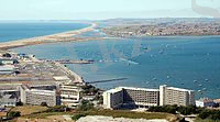 http://upload.wikimedia.org/wikipedia/commons/thumb/2/2f/Uk_dor_portharbour.JPG/200px-Uk_dor_portharbour.JPG