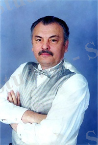 http://www.teatr-auezov.kz/images/stories/001/Zhamankulov.jpg