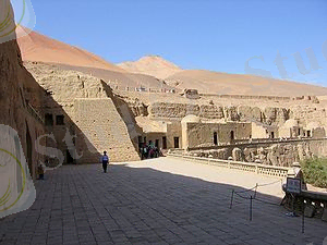 Turpan-bezeklik-cuevas-d01.jpg