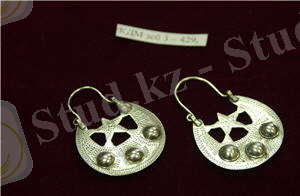 http://vkoem.kz/catalogs_vkoem/kazahskie_juvelirnye_ukrashenija/images_foto/25-26.jpg