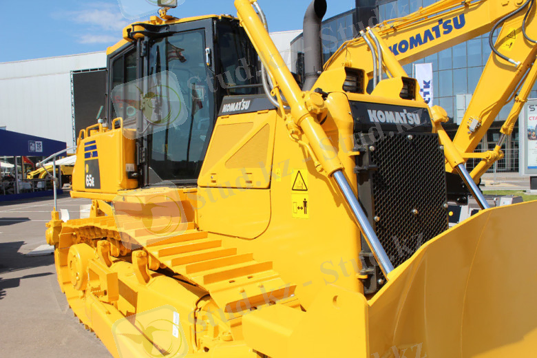 Бульдозер Komatsu D65E-12